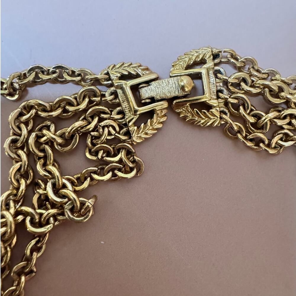 Vintage Monet Multi strand Necklace Link Chain With Wreaths - Picture 3 of 9
